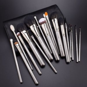 Eigshow Beauty Magician Series 18 Pieces Complete Brushes Set - Image 7