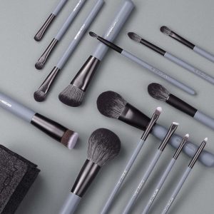 Eigshow Jade Series (15 Pieces) Makeup Brushes Set - Image 11