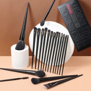 Eigshow King Knight Series 19 Pieces Professional Makeup Brush Set - Black - Image 3