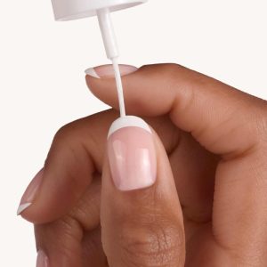 Essence French Manicure Tip Painter - Image 3