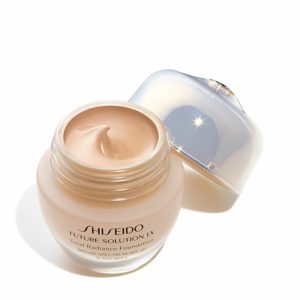 Shiseido SFS LX Total Radiance Foundation N3 - Image 1