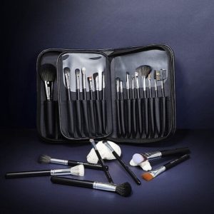 Eigshow Master Series Pro Knows 26 Pieces Brush Set - Bright Silver - Image 3